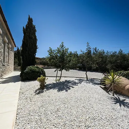 Seistron Villa *